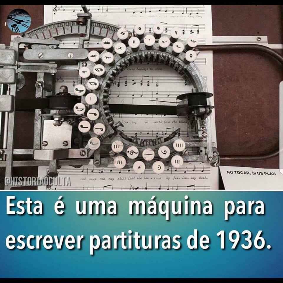 Maquina de escrever notas musicais